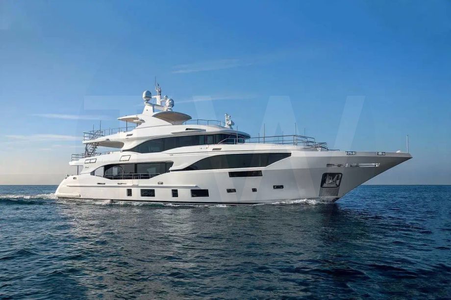 White Bella Vita yacht for charter and price, located in Mediterranean; France; Italy; Monaco; Caribbean; Antigua; Bahamas; Cuba; Saint Martin; St Barts offered for rent by LIME Yachts and Brokerage located in Fort Lauderdale Florida.