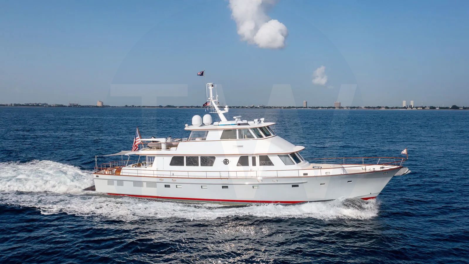 White Sea Bold yacht - 2026 guide with the owner of the world's 7387th largest yacht, the 1st largest yacht built by superyacht builder New England, based in United States.