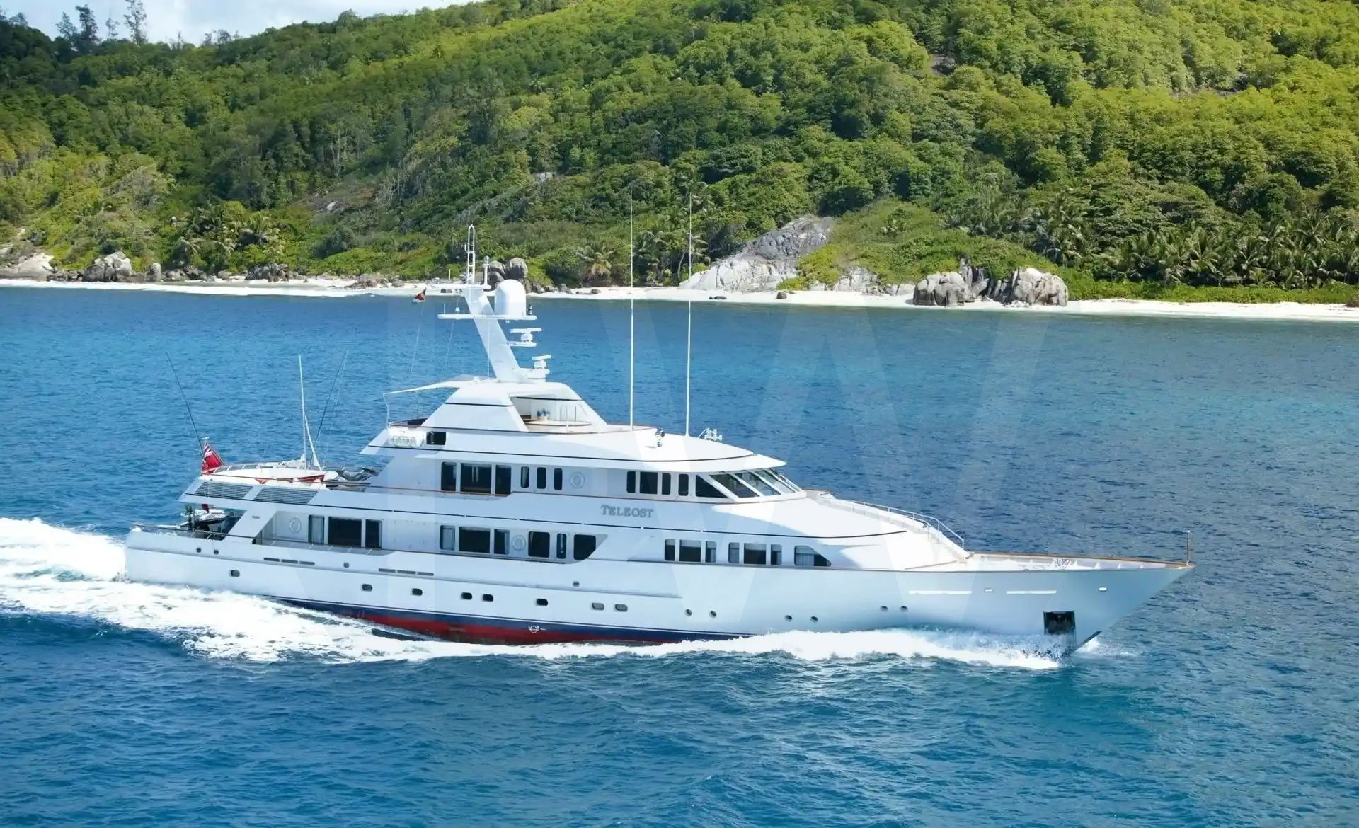 White Teleost yacht - 2026 guide with the owner of the world's 1373rd largest yacht, the 139th largest yacht built by superyacht builder Feadship, based in Netherlands.