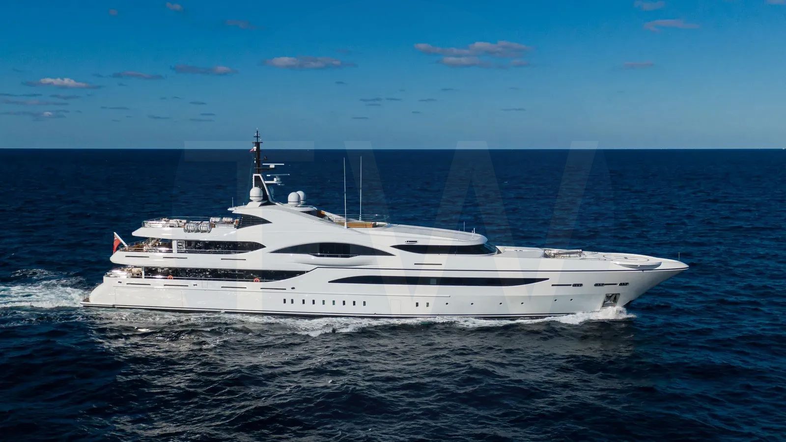 White Quantum of Solace yacht - 2026 guide with the owner of the world's 333rd largest yacht, the 8th largest yacht built by superyacht builder Turquoise, based in Turkey.