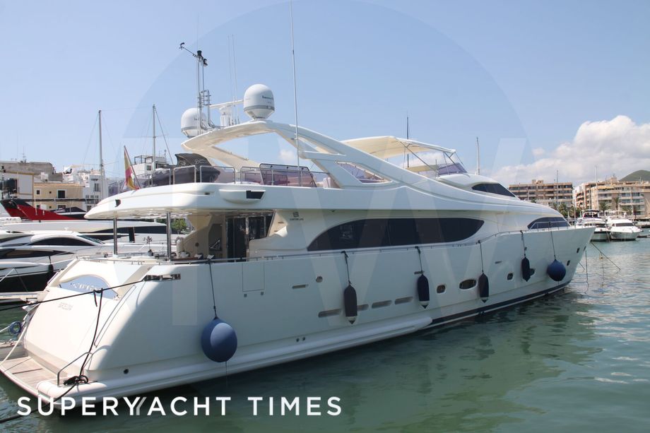 White Camarik yacht - 2026 guide with the owner of the world's 4533rd largest yacht, the 76th largest yacht built by superyacht builder Custom Line, based in Italy.