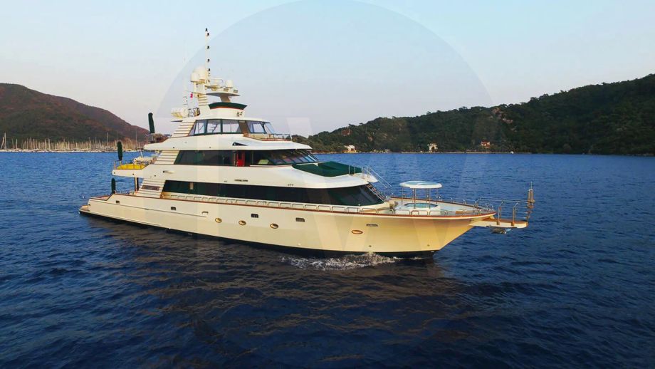 White Forty Love yacht for charter and price, located in Mediterranean; Croatia; Greece; Montenegro; Turkey offered for rent by LIME Yachts and Brokerage located in Fort Lauderdale Florida.