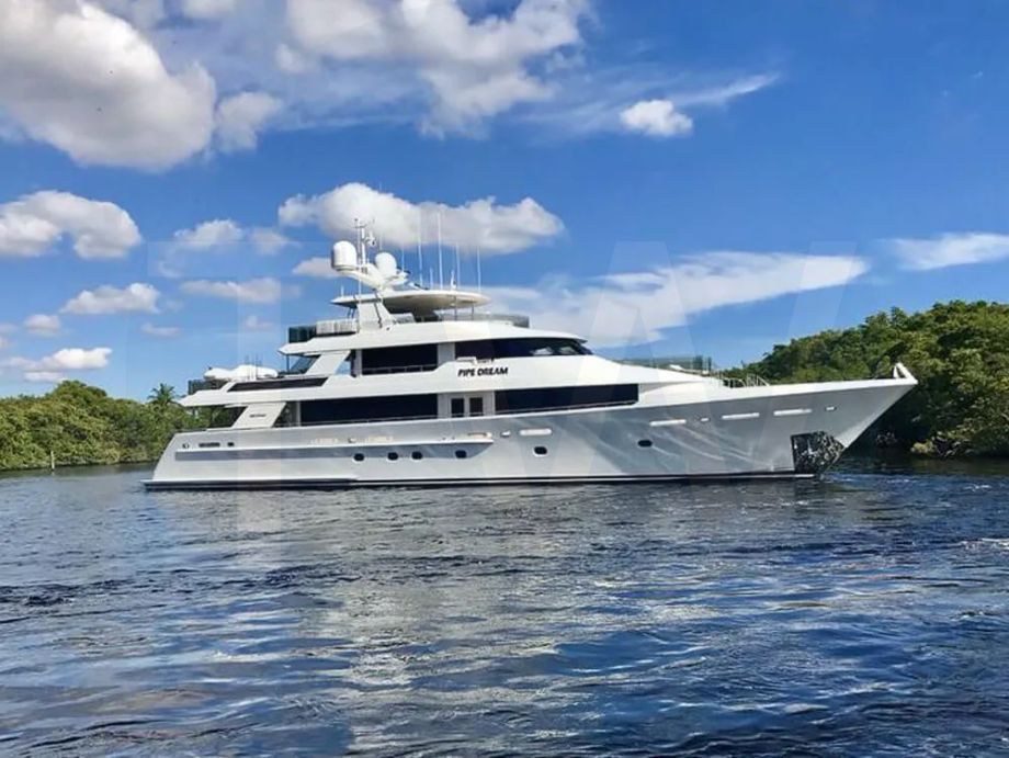 White Lady JJ yacht for charter and price, located in Caribbean; Bahamas offered for rent by LIME Yachts and Brokerage located in Fort Lauderdale Florida.