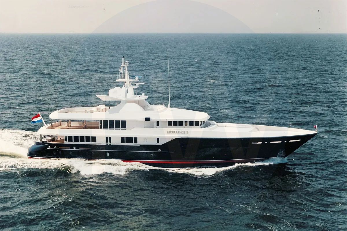 White Princess Too yacht - 2026 guide with the owner of the world's 1460th largest yacht, the 142nd largest yacht built by superyacht builder Feadship, based in Netherlands.