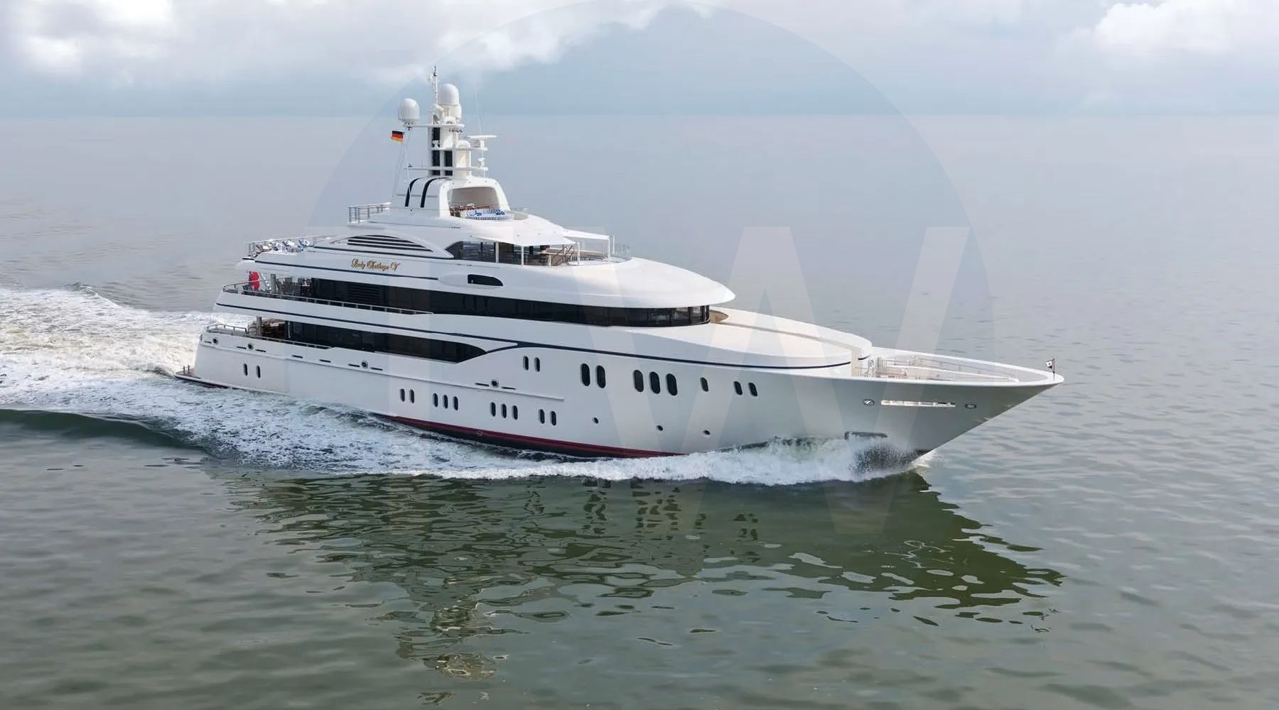White Lady Kathryn V yacht - 2026 guide with the owner of the world's 533rd largest yacht, the 72nd largest yacht built by superyacht builder Lürssen, based in Germany.