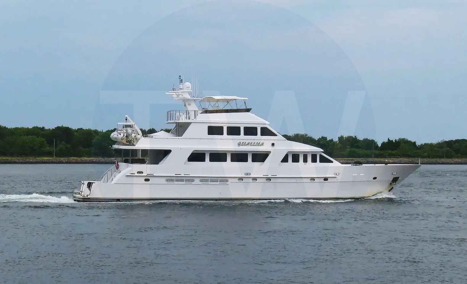 White Glen Ellen yacht - 2026 guide with the owner of the world's 6582nd largest yacht, the 7th largest yacht built by superyacht builder President Boat International Co., Ltd., based in Taiwan.