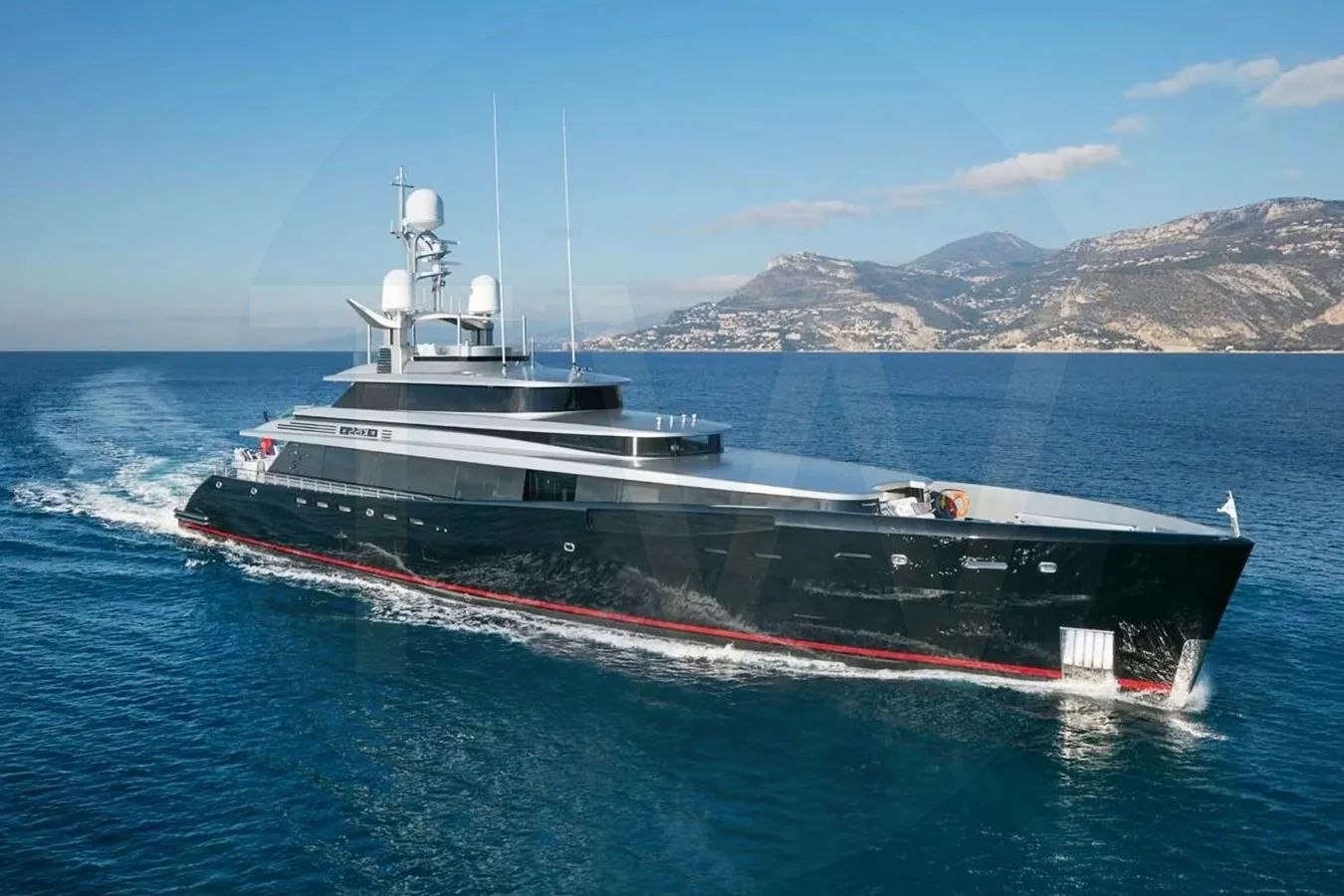 White Lady Victoria yacht - 2026 guide with the owner of the world's 1591st largest yacht, the 155th largest yacht built by superyacht builder Feadship, based in Netherlands.