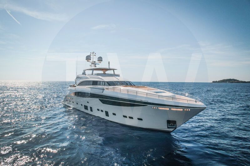 White Ace 2 yacht - 2026 guide with the owner of the world's 2553rd largest yacht, the 1st largest yacht built by superyacht builder Princess, based in United Kingdom.