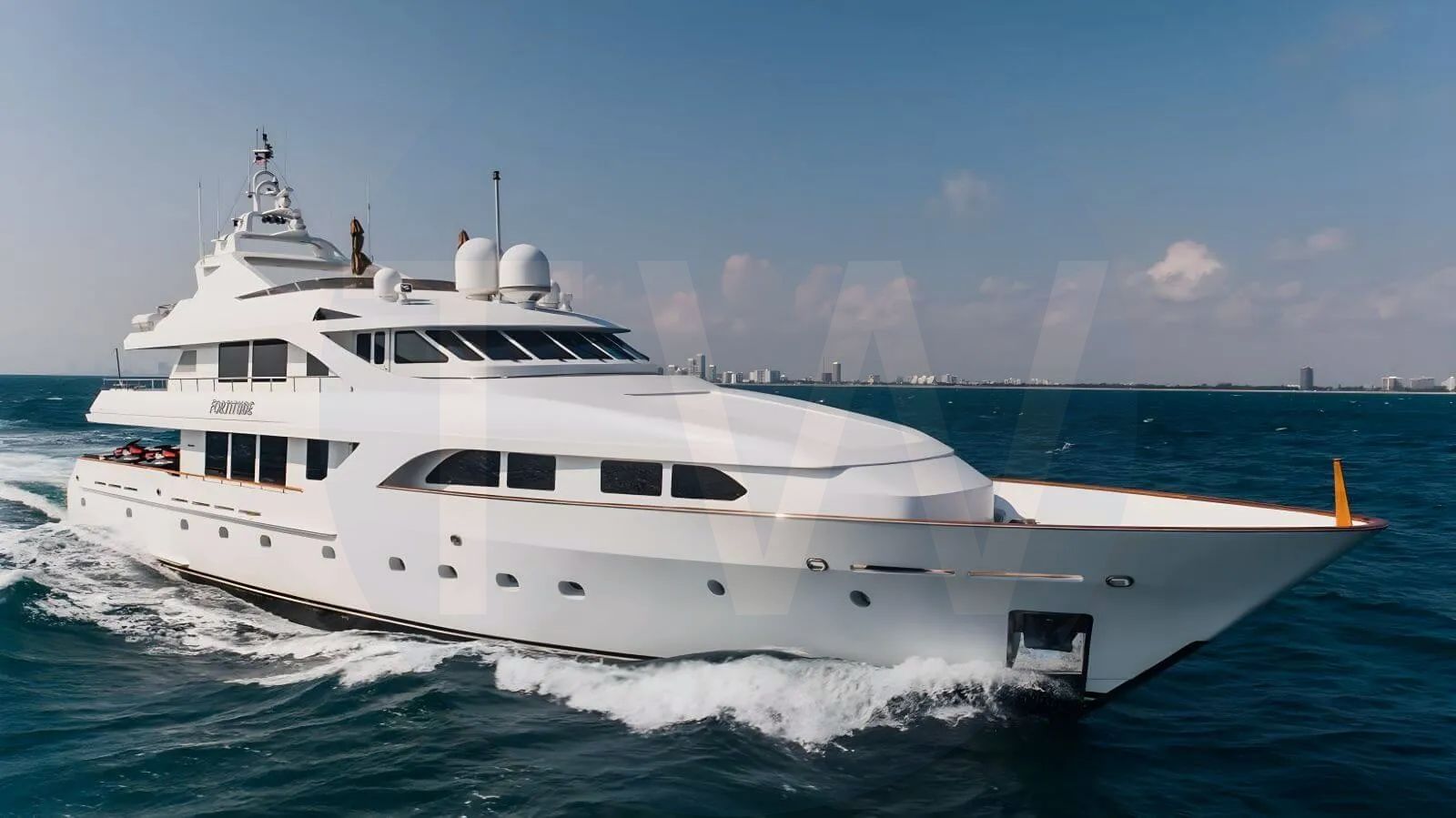 White Fortitude yacht - 2026 guide with the owner of the world's 2366th largest yacht, the 2nd largest yacht built by superyacht builder Intermarine, based in United States.