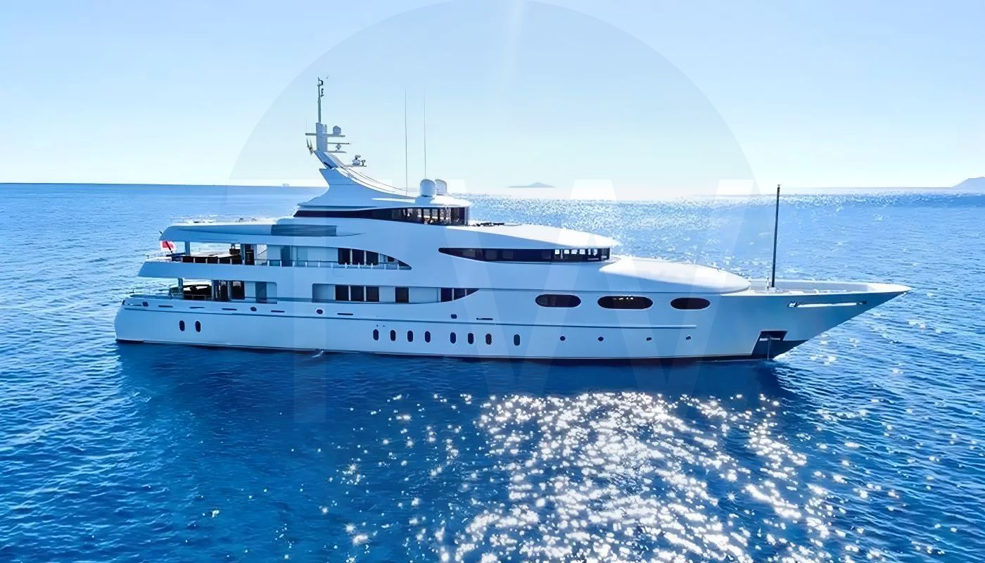 White Capri I yacht - 2026 guide with the owner of the world's 679th largest yacht, the 78th largest yacht built by superyacht builder Lürssen, based in Germany.