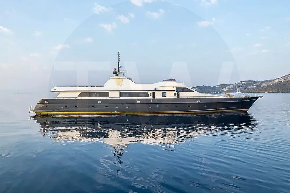 White Alkonost yacht - 2026 guide with the owner of the world's 1810th largest yacht, the 87th largest yacht built by superyacht builder Lürssen, based in Germany.