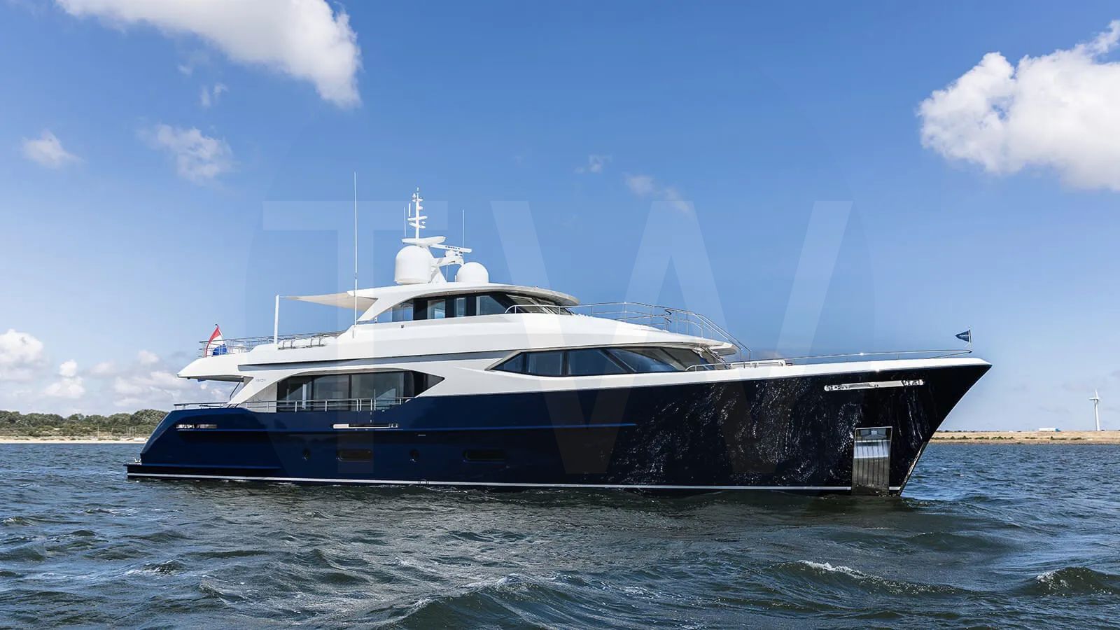 White Moonen 110 Mustique yacht - 2026 guide with the owner of the world's 4637th largest yacht, the 15th largest yacht built by superyacht builder Moonen, based in Netherlands.