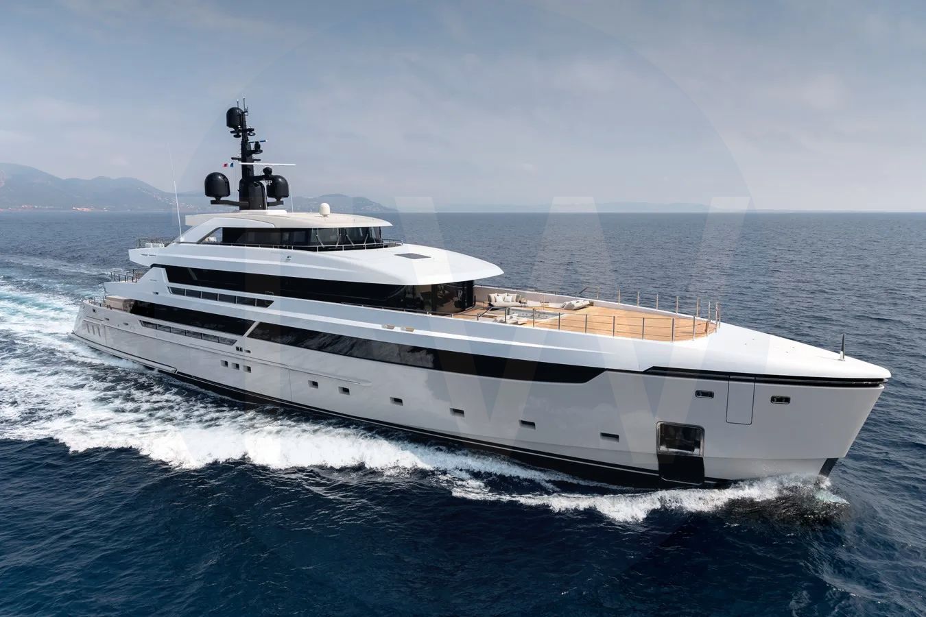 White Lemon Tree yacht - 2026 guide with the owner of the world's 554th largest yacht, the 7th largest yacht built by superyacht builder Sanlorenzo, based in Italy.