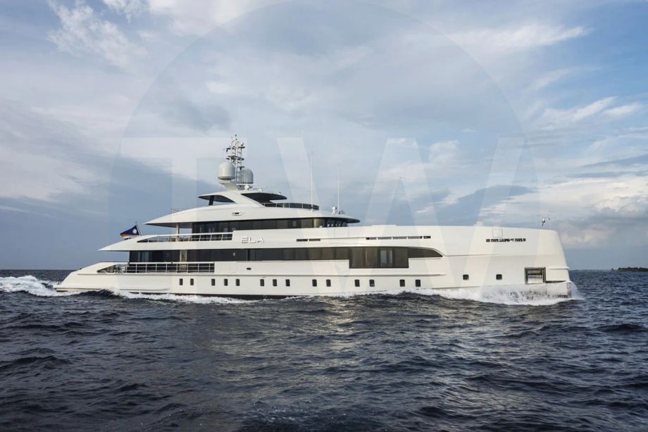 White Ela yacht for charter and price, located in Caribbean; Antigua; Bahamas; Saint Martin; St Barts offered for rent by LIME Yachts and Brokerage located in Fort Lauderdale Florida.