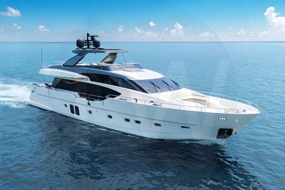 White TNT Leisure yacht - 2026 guide with the owner of the world's 10223rd largest yacht, the 682nd largest yacht built by superyacht builder Sanlorenzo, based in Italy.