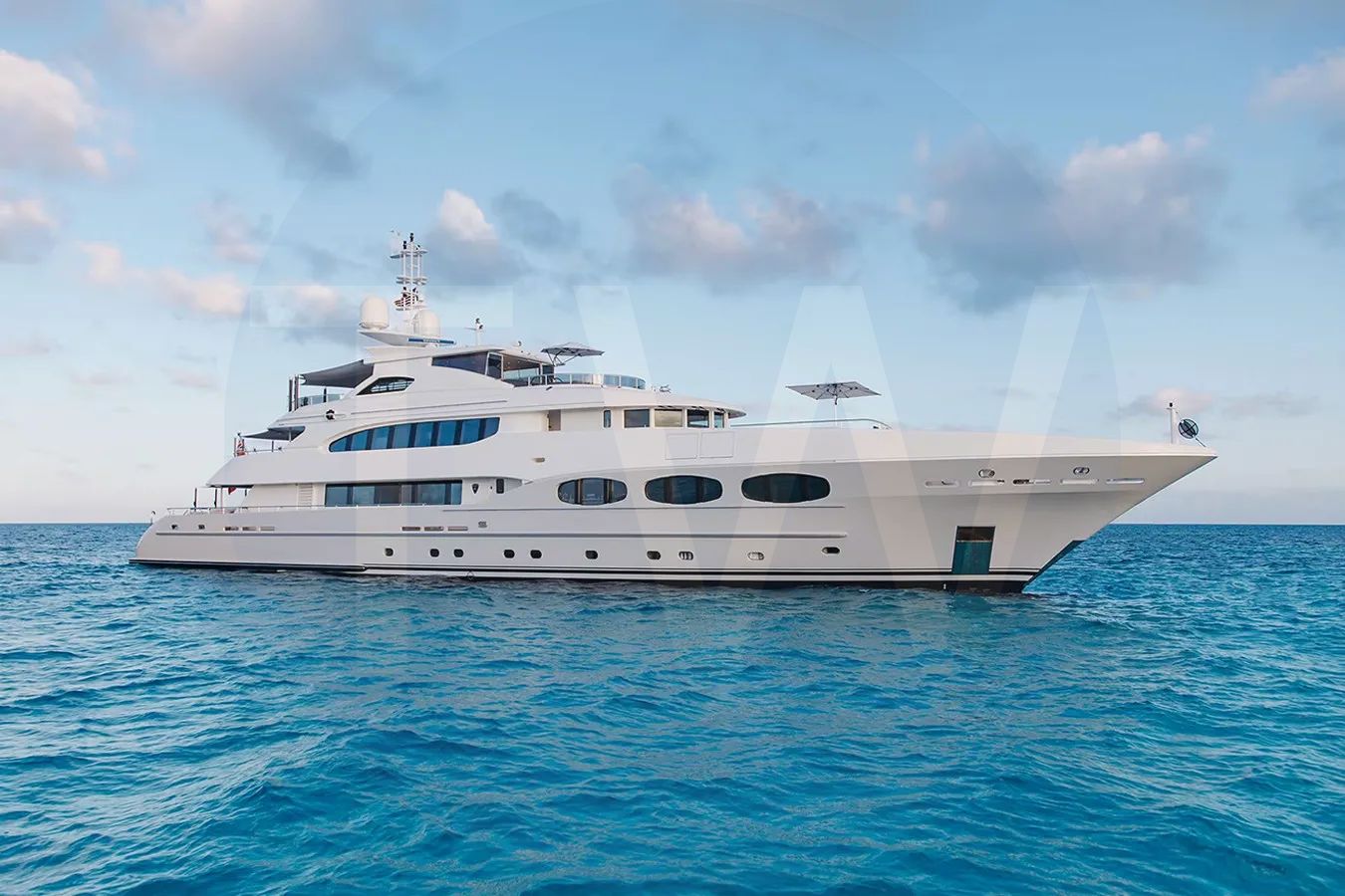 White Odyssea yacht - 2026 guide with the owner of the world's 1576th largest yacht, the 63rd largest yacht built by superyacht builder Heesen, based in Netherlands.