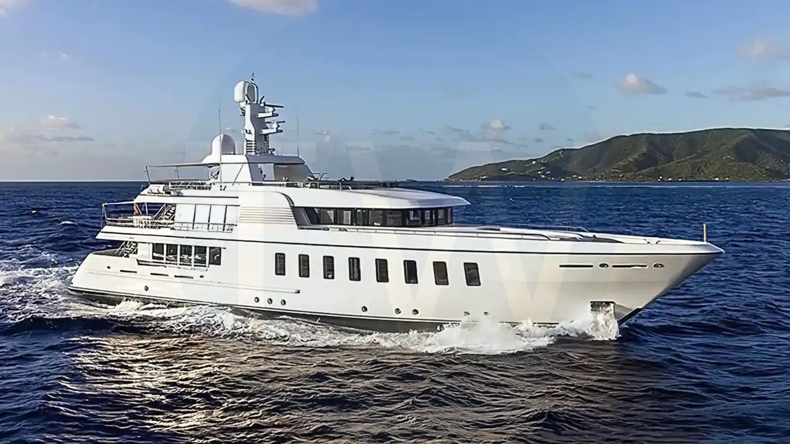 White Gladiator yacht - 2026 guide with the owner of the world's 1829th largest yacht, the 168th largest yacht built by superyacht builder Feadship, based in Netherlands.