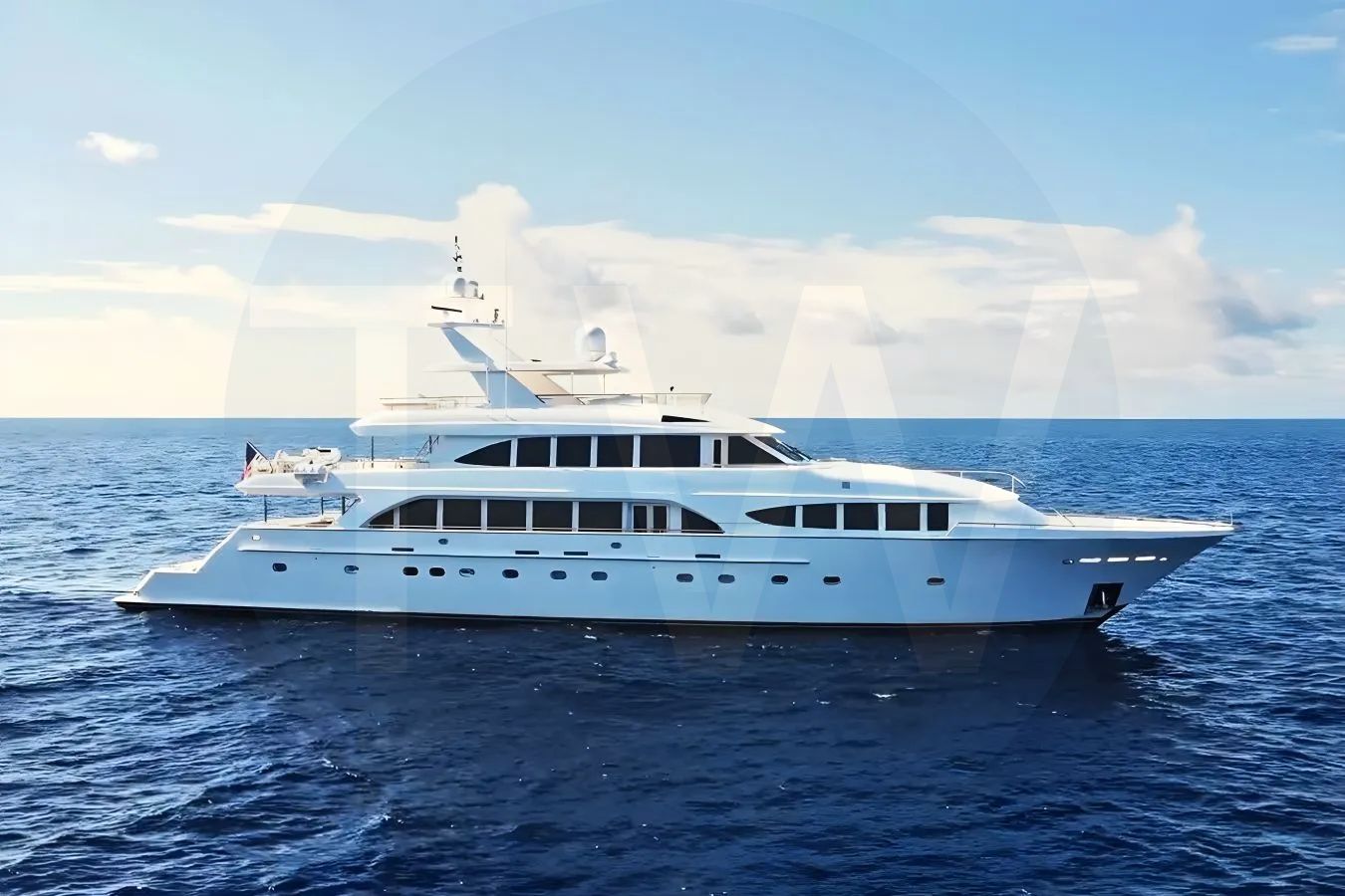 White Tanzanite yacht - 2026 guide with the owner of the world's 1891st largest yacht, the 1st largest yacht built by superyacht builder Westship Yachts, based in United States.