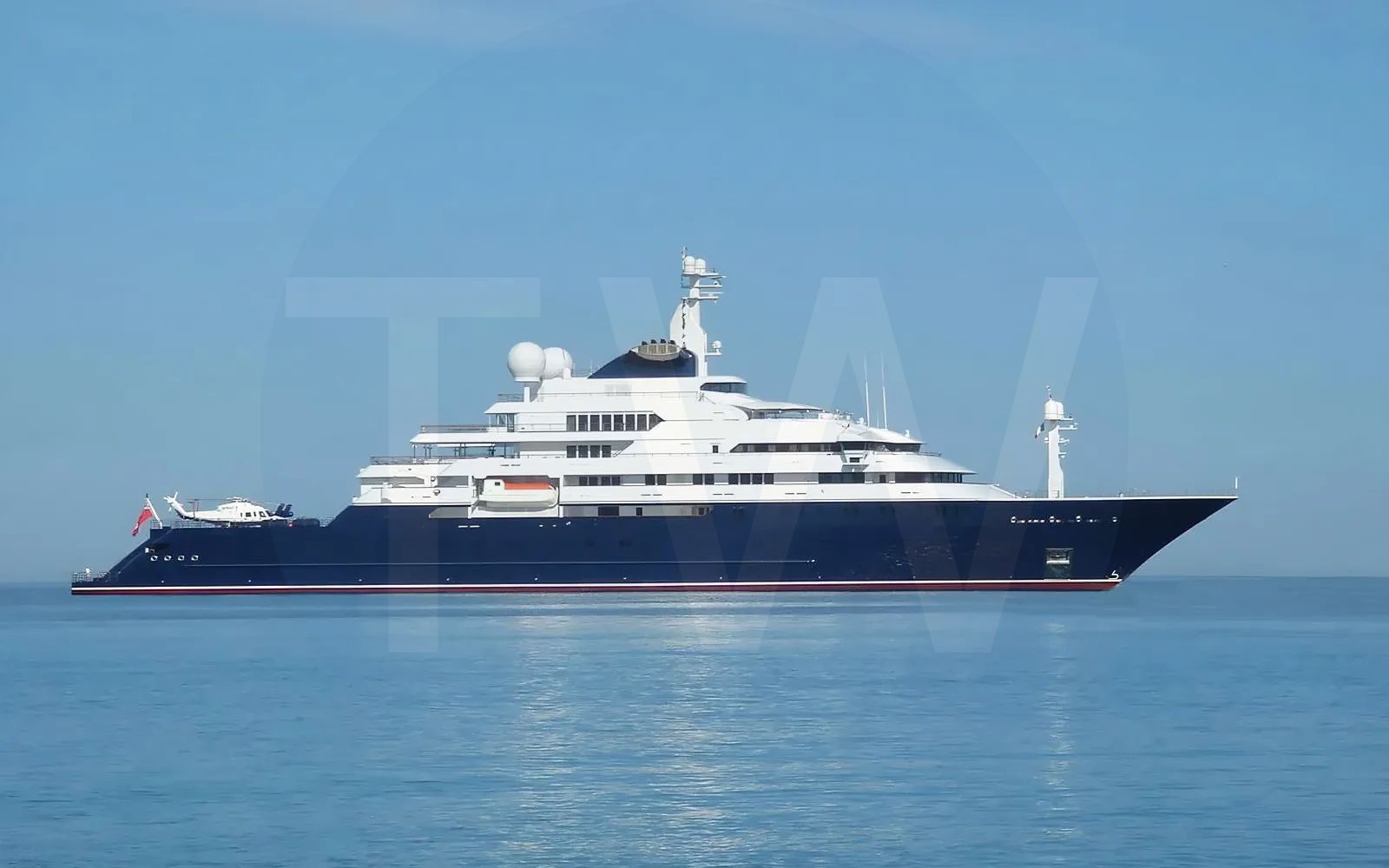 White Octopus yacht - 2026 guide with the owner of the world's 37th largest yacht, the 18th largest yacht built by superyacht builder Lürssen, based in Germany.