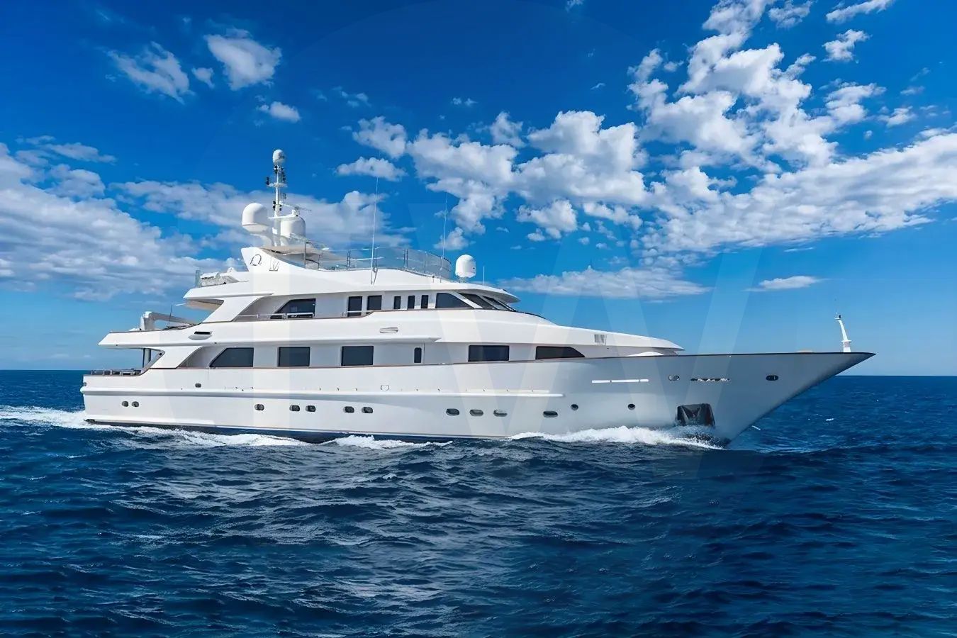 White Desamis B yacht - 2026 guide with the owner of the world's 2624th largest yacht, the 196th largest yacht built by superyacht builder Benetti Yachts, based in Italy.