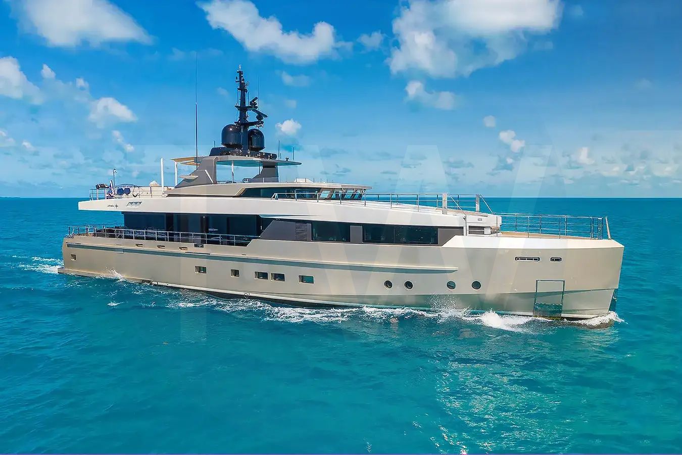 White Safe Haven yacht - 2026 guide with the owner of the world's 3271st largest yacht, the 28th largest yacht built by superyacht builder Admiral, based in Italy.