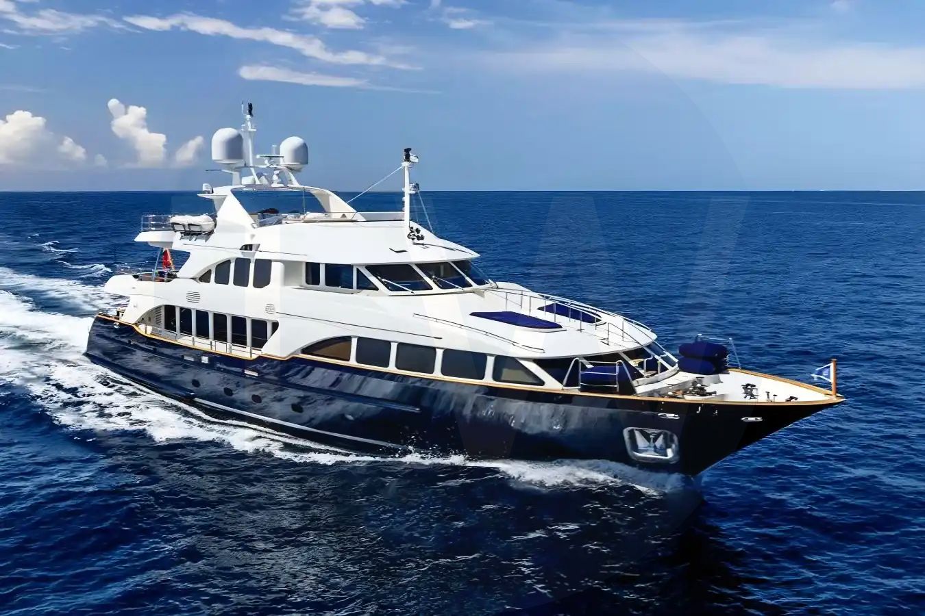 White Sea Blue'Z yacht - 2026 guide with the owner of the world's 3601st largest yacht, the 259th largest yacht built by superyacht builder Benetti Yachts, based in Italy.