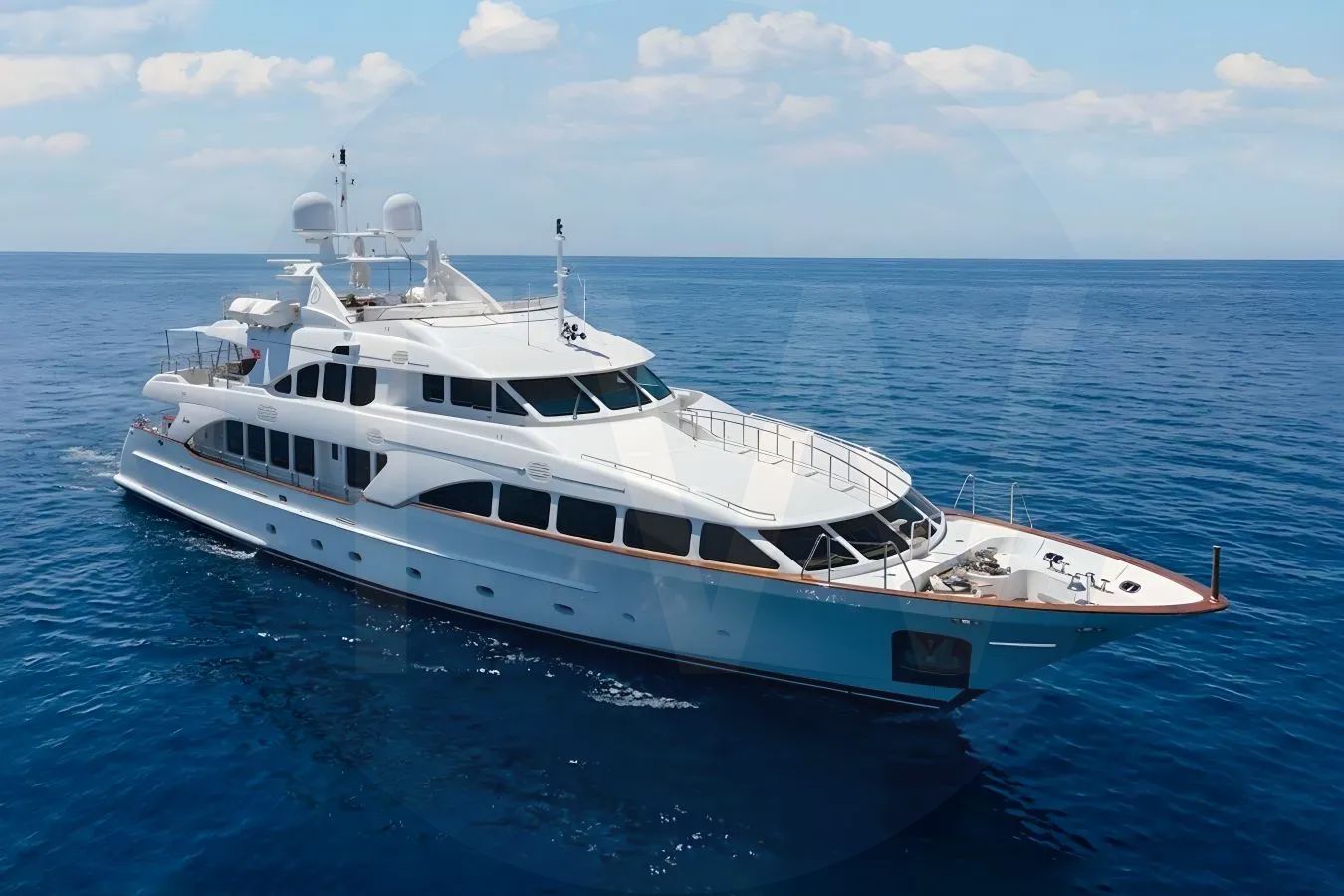 White Aura yacht - 2026 guide with the owner of the world's 3515th largest yacht, the 243rd largest yacht built by superyacht builder Benetti Yachts, based in Italy.