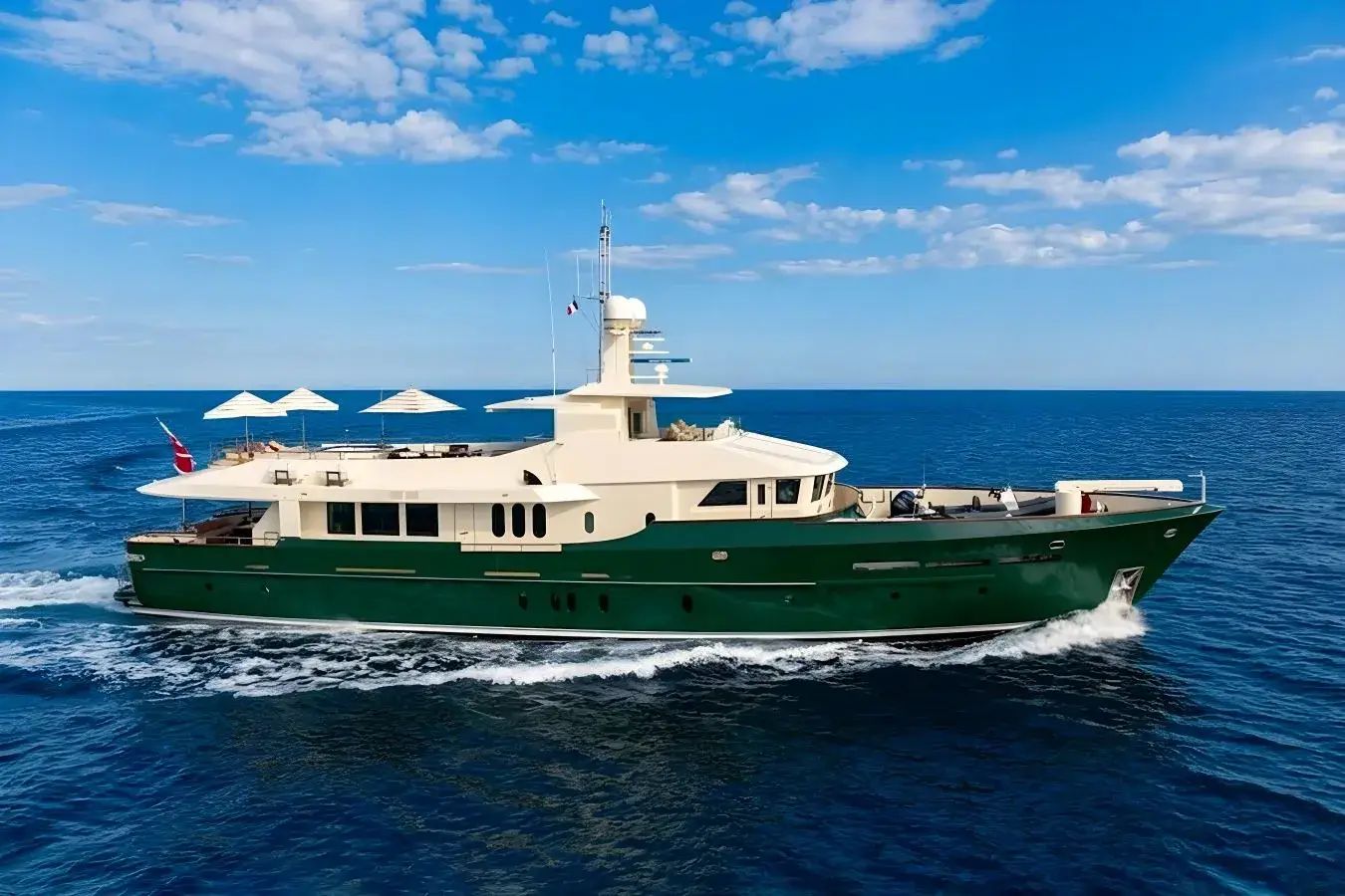 W Explorer
