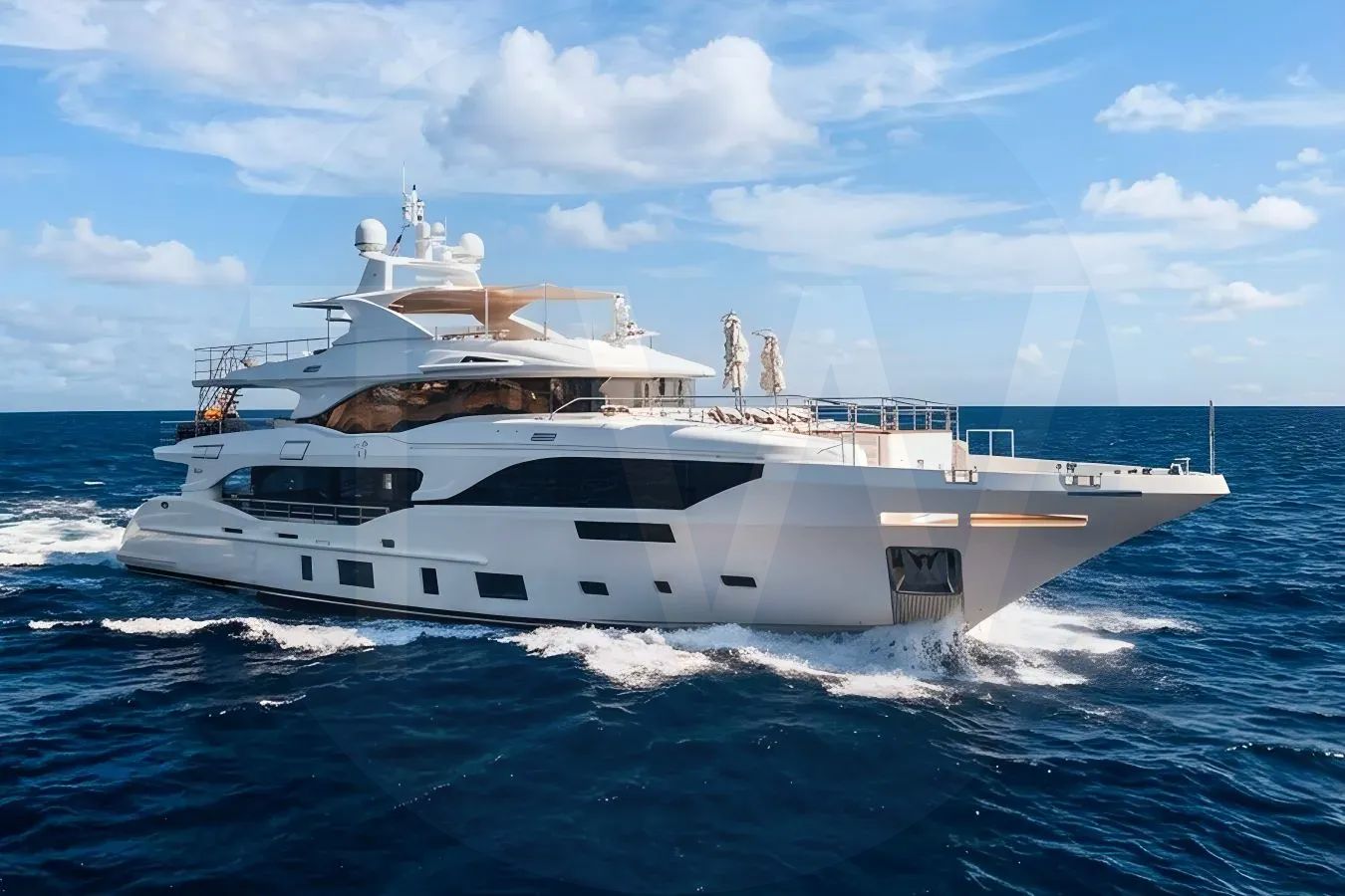 White Oli yacht - 2026 guide with the owner of the world's 3893rd largest yacht, the 266th largest yacht built by superyacht builder Benetti Yachts, based in Italy.