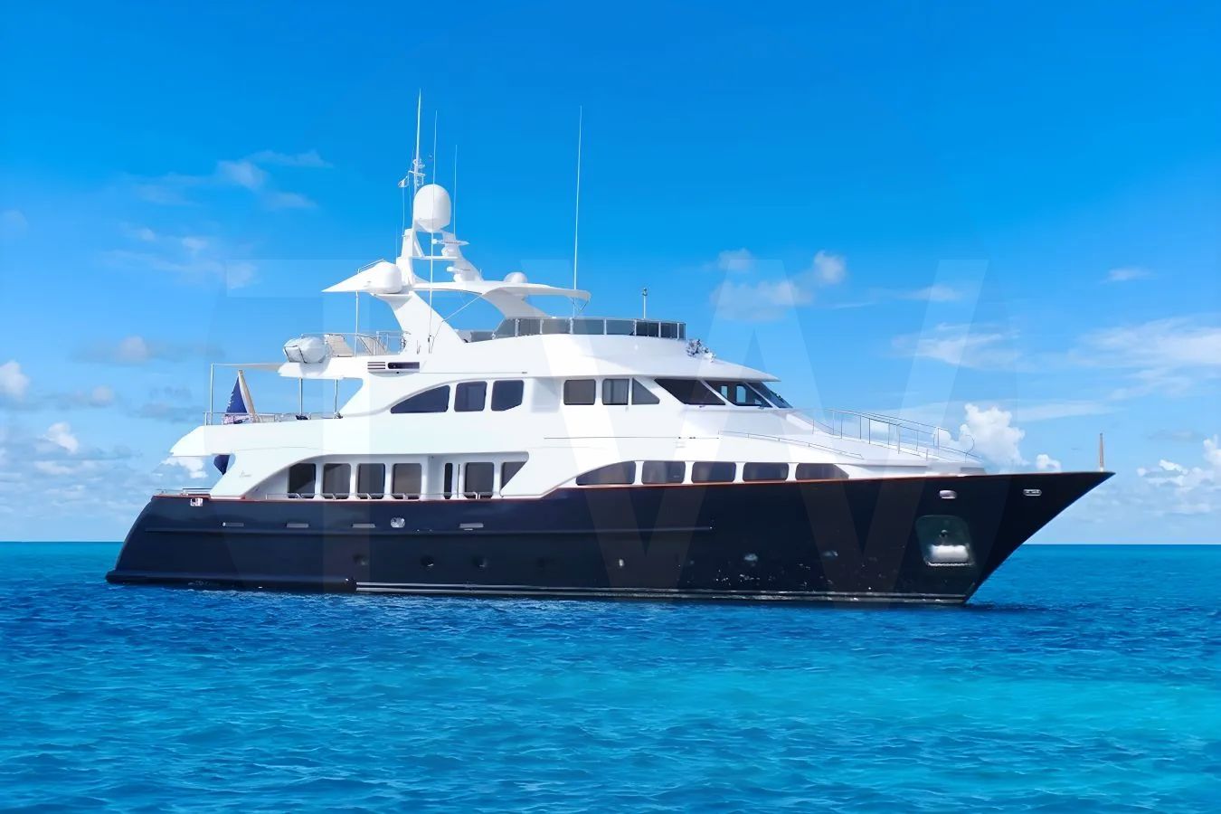 White Albatross yacht - 2026 guide with the owner of the world's 4109th largest yacht, the 280th largest yacht built by superyacht builder Benetti Yachts, based in Italy.