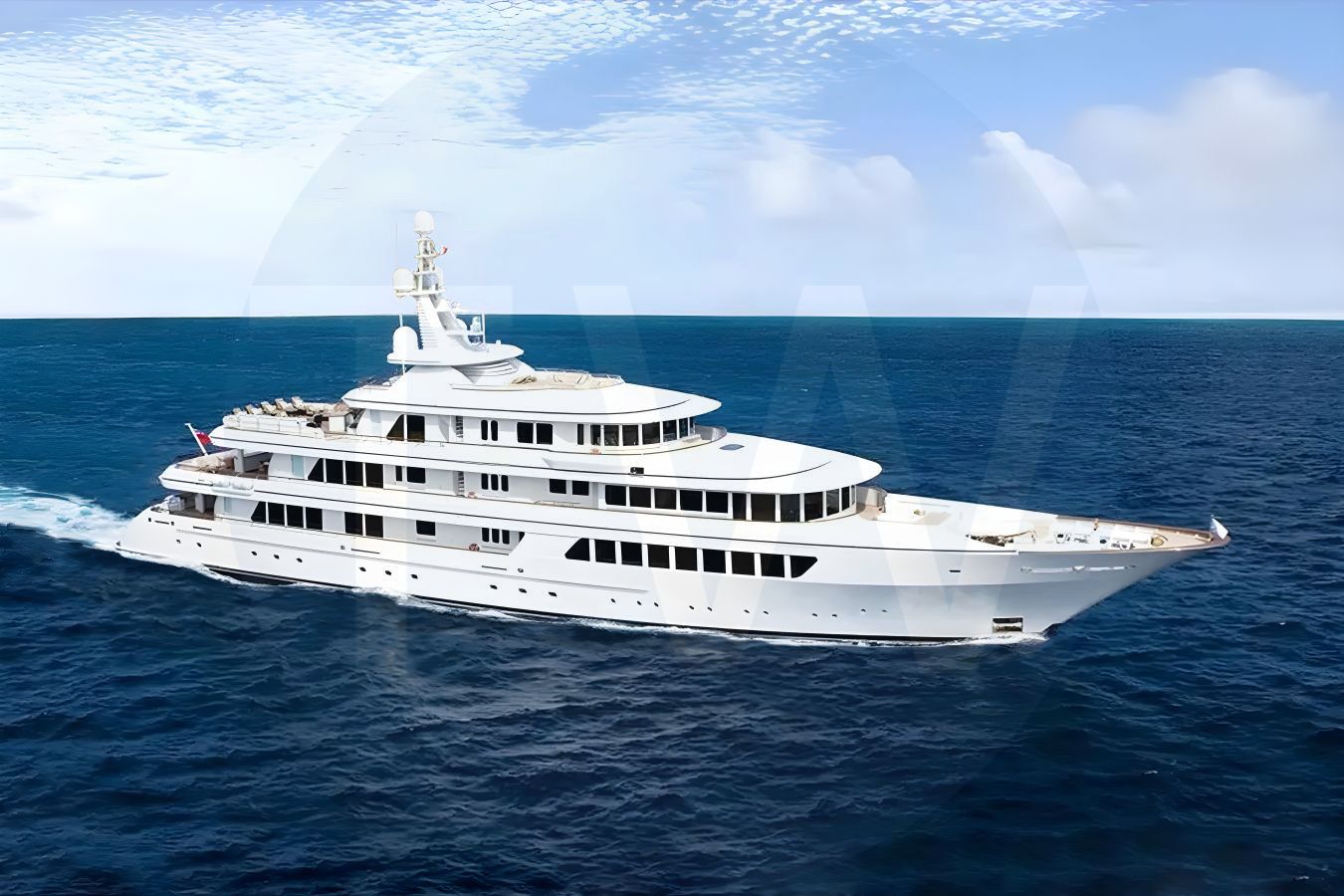 White Utopia yacht - 2026 guide with the owner of the world's 356th largest yacht, the 53rd largest yacht built by superyacht builder Feadship, based in Netherlands.