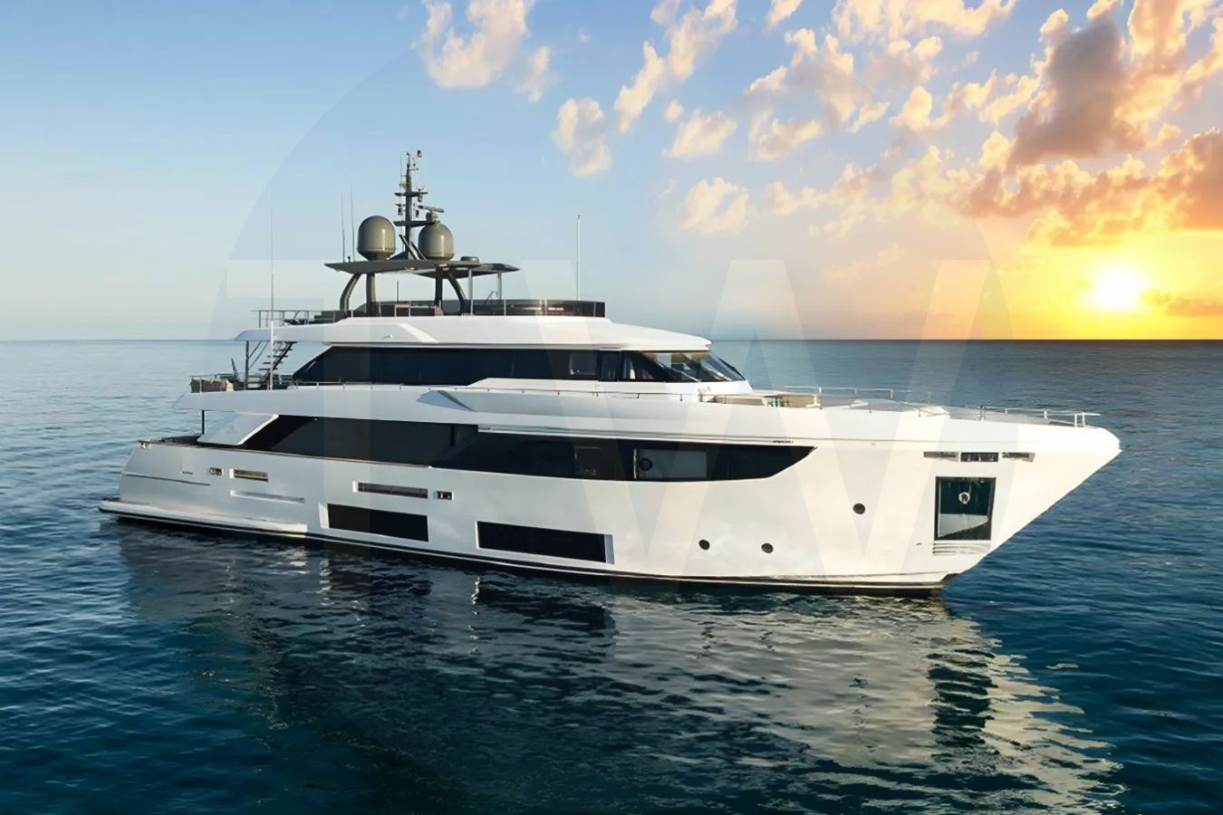 White On yacht - 2026 guide with the owner of the world's 5101st largest yacht, the 104th largest yacht built by superyacht builder Custom Line, based in Italy.