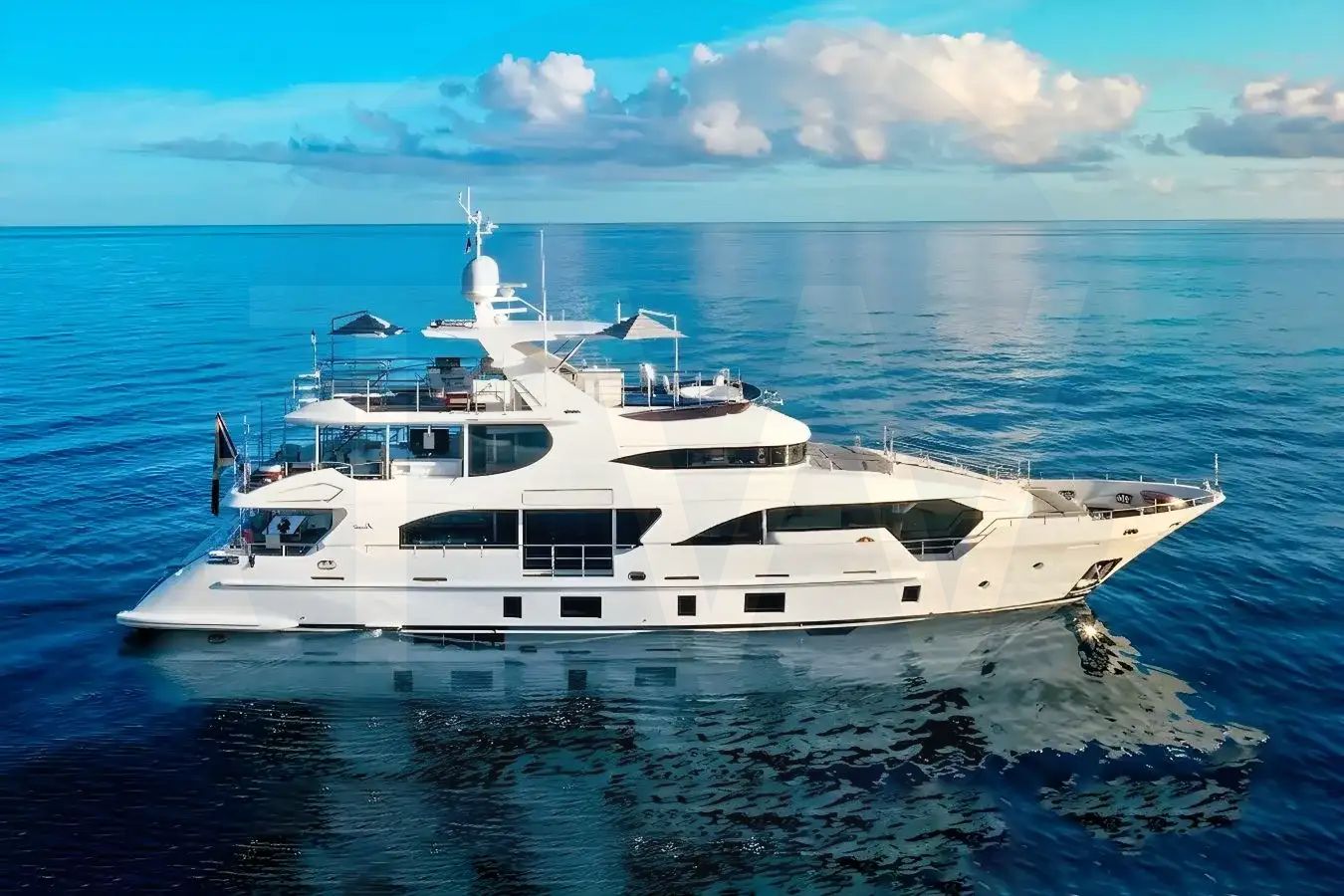 White Rehab yacht - 2026 guide with the owner of the world's 5101st largest yacht, the 330th largest yacht built by superyacht builder Benetti Yachts, based in Italy.