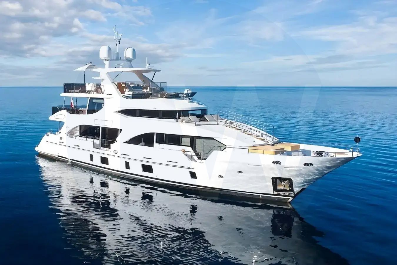 White Afina yacht - 2026 guide with the owner of the world's 5199th largest yacht, the 333rd largest yacht built by superyacht builder Benetti Yachts, based in Italy.