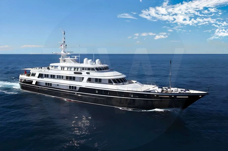 White Virginian yacht for charter and price, located in Mediterranean; Croatia; France; Greece; Italy; Malta; Monaco; Montenegro; Turkey; Please enquire; . offered for rent by LIME Yachts and Brokerage located in Fort Lauderdale Florida.