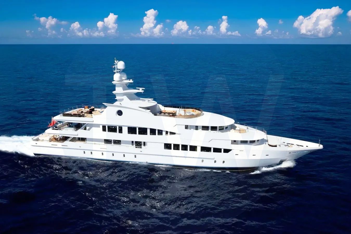 White Lucky Lady yacht - 2026 guide with the owner of the world's 522nd largest yacht, the 28th largest yacht built by superyacht builder Oceanco, based in Netherlands.