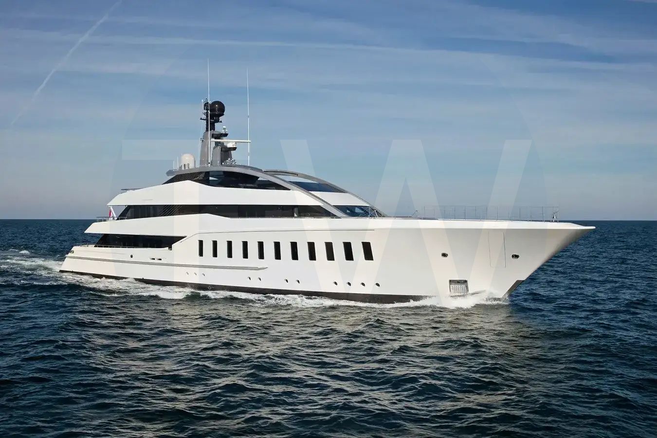 White Halo yacht - 2026 guide with the owner of the world's 725th largest yacht, the 96th largest yacht built by superyacht builder Feadship, based in Netherlands.