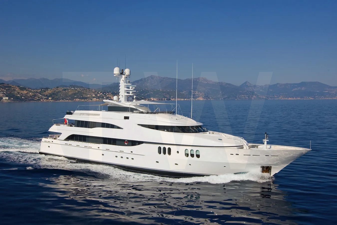 White Diamond yacht - 2026 guide with the owner of the world's 726th largest yacht, the 21st largest yacht built by superyacht builder Abeking - A&R, based in Germany.