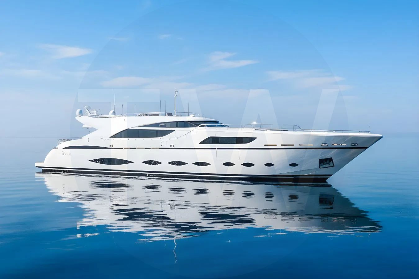 White Fast & Furious yacht - 2026 guide with the owner of the world's 1840th largest yacht, the 1st largest yacht built by superyacht builder AB, based in Italy.