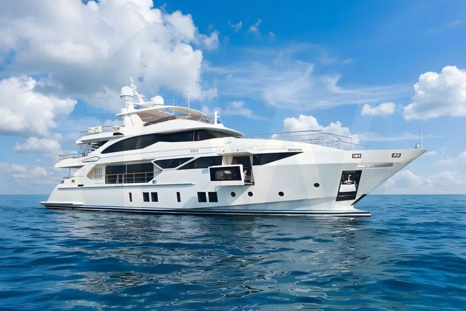 White Inspiration yacht for charter and price, located in Caribbean; Bahamas; Antigua; Saint Martin; St Barts offered for rent by LIME Yachts and Brokerage located in Fort Lauderdale Florida.
