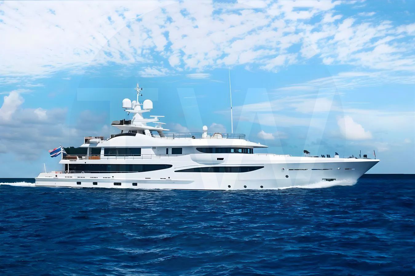 White Driftwood yacht - 2026 guide with the owner of the world's 819th largest yacht, the 58th largest yacht built by superyacht builder Amels, based in Netherlands.