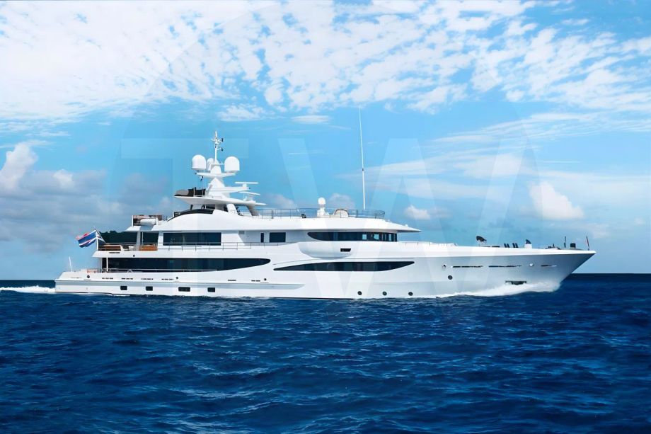 White Driftwood yacht for charter and price, located in Central America; Belize; Costa Rica offered for rent by LIME Yachts and Brokerage located in Fort Lauderdale Florida.