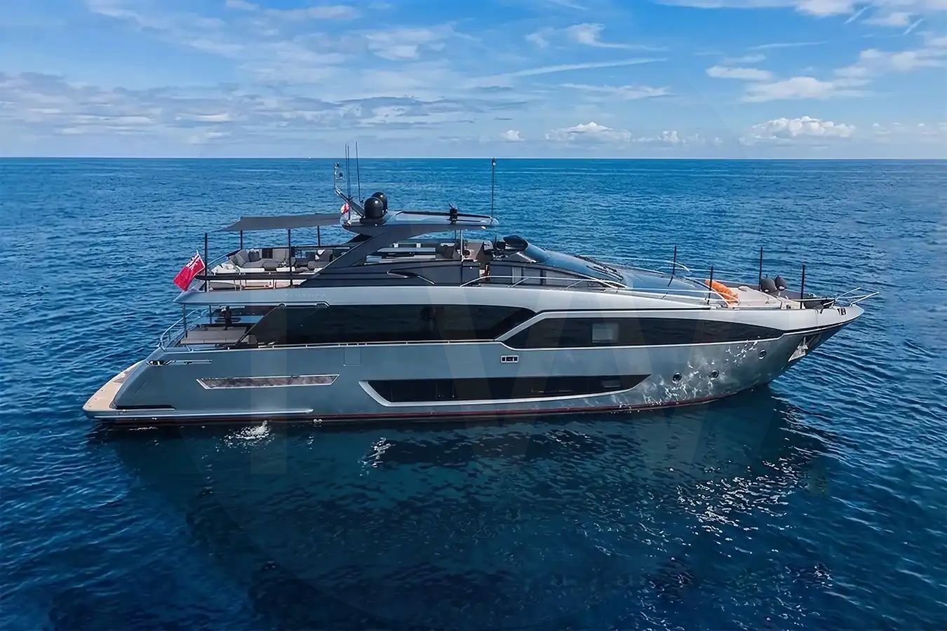White O4 yacht - 2026 guide with the owner of the world's 7995th largest yacht, the 116th largest yacht built by superyacht builder Riva, based in Italy.