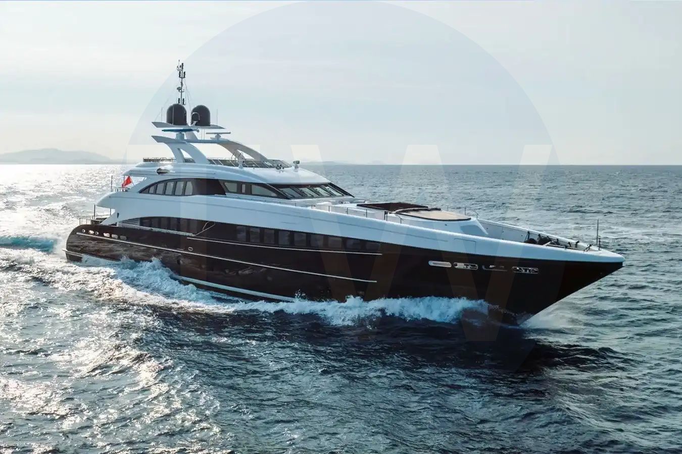 White Bliss yacht - 2026 guide with the owner of the world's 1924th largest yacht, the 77th largest yacht built by superyacht builder Heesen, based in Netherlands.