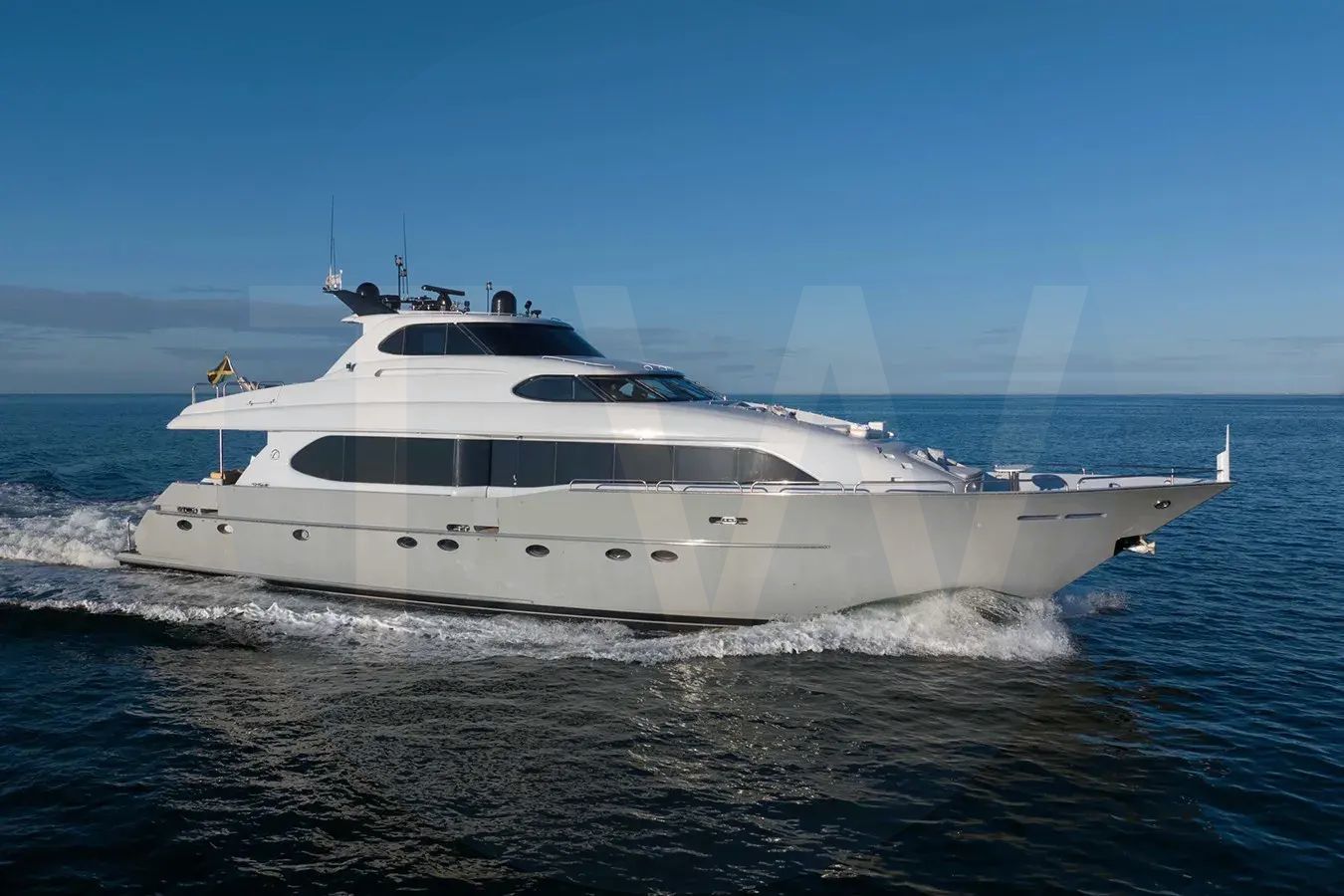 White Tryst yacht - 2026 guide with the owner of the world's 7842nd largest yacht, the 18th largest yacht built by superyacht builder Lazzara, based in United States.