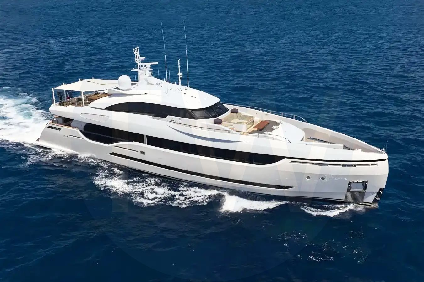 White Next yacht - 2026 guide with the owner of the world's 2624th largest yacht, the 10th largest yacht built by superyacht builder Columbus, based in Italy.