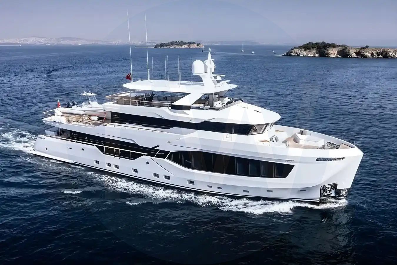 White Eau La La yacht - 2026 guide with the owner of the world's 3429th largest yacht, the 12th largest yacht built by superyacht builder Numarine, based in Turkey.