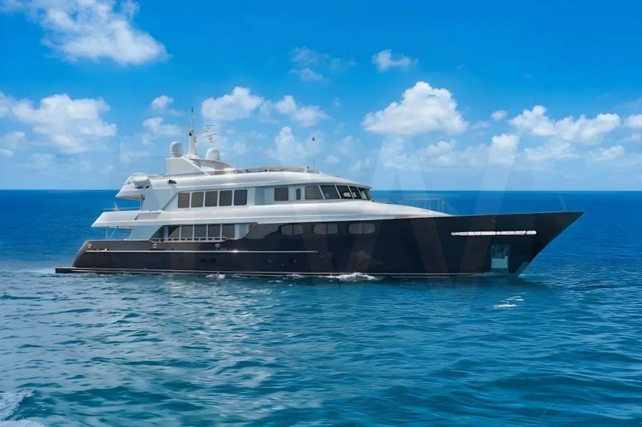 White SummerDance yacht for sale and price, showing the details and features of the interior and exterior available for purchase from LIME Yachts and Brokerage located in Fort Lauderdale Florida.